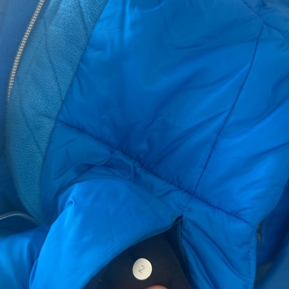 Lululemonn beaming blue St. Moritz puffer fleece zip up jacket size 2 - Picture 6 of 6